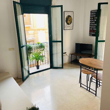 PALOMA SUITE Solarium Centro Historico Málaga Esterno foto